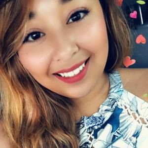 Meet your Posher, Vanessa